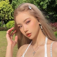 Yura Auxiva Xenandrita