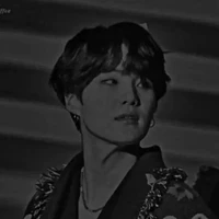yoongi (suga)