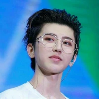 รีบอร์น •ตอนเด็ก•