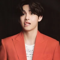 KIM TAEHYUNG