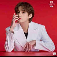 Kim Taehyung (V)