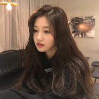 พลอย(เพื่อนนางเอก)