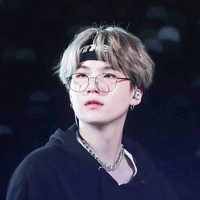 Yoongi ( Suga ) 