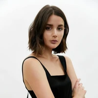 เดย์ซี่•ผู้จัดการเอมิลี่•