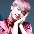 kim seokjin ( sepupu Tae )