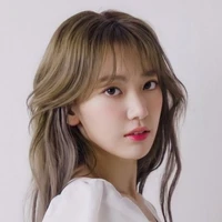 Sakura Miyawaki