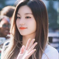 queen yeji(anak5)