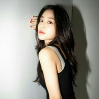 Dina (Sahabat Aurora&Liona)