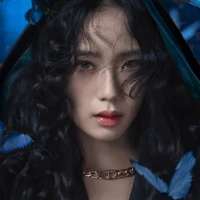 Jisoo.