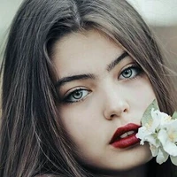 Camila (bff da Bianca)