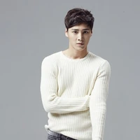 Lee Tae-hwan(ML Assistant+bodyguard)