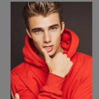 Axel Fernández [19][M.A.D.G]