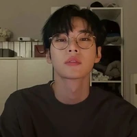 ✨บาร์รอน วิลล่า(พ่อนางเอก)