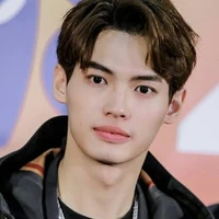 🕊[]Lee Metawin Opas-iamkajorn[]🕊