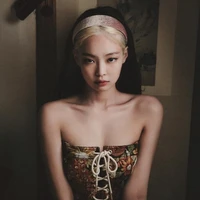 เปิ้ล(เพื่อนนางเอก)