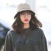 Author/Lisa