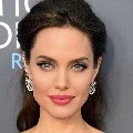 ny.besar elerens (angelina jollie)