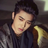 นิวตันท์/พระเอก