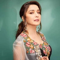 Madhuri Kapoor (FL mom)