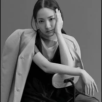 NY. Kim (Park Min-Young)