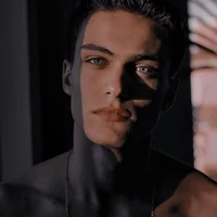 Luis D