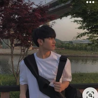 ต้นกล้า😎/เพื่อนพระเอก