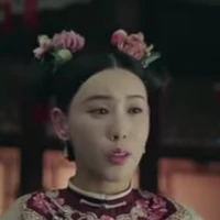 Maid working in Shoukang palace