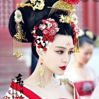 Noble consort Yun/Yun Jinyan {FL mother}