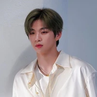 แดเนียล(รุ่นพี่)