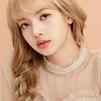 lisa park (kakak 3 jennie)