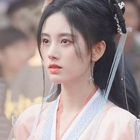 หยวนซี/นางเอก/นักใช้เวทย์ระดับสูงสุด