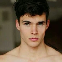 Elian (Hermano gemelo de Ema)