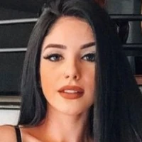 Jennifer(25)(Mafiosa y ceo 1)