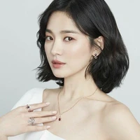 วีนัส แม่นางเอก