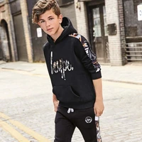 Santiago Hernández (Hermano)12