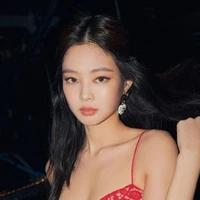 JENNIE