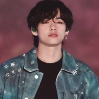 Kim Taehyung/ V
