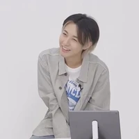 三