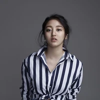 jihyo ( kakak jisoo )