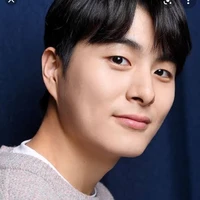 Mr Kim (SJ and JM
