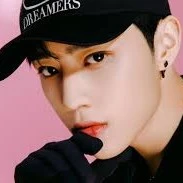 *lee Lucky*