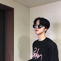ซีเกมส์ ^ เพื่อนพระเอก