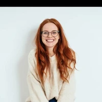 Emma Brown (amiga de Ruby)