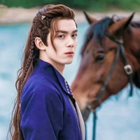 เฟิ่งหวง|ร่างมนุษย์