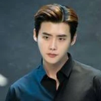 jong suk ( tuan park)