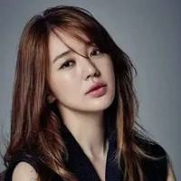 Lalita Johnson (Mama Lisa)