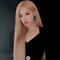 Rosè Allen