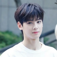EUN WOO (18 years)