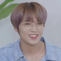 Lee Haechan[Mommy Renjun dan Chenle]