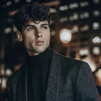 Azael Martini (amigo de T)